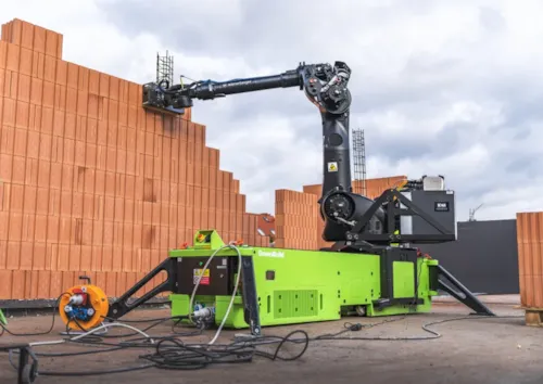 Zdjęcie z artykułu W Polsce powstaje pierwszy budynek murowany przez robota